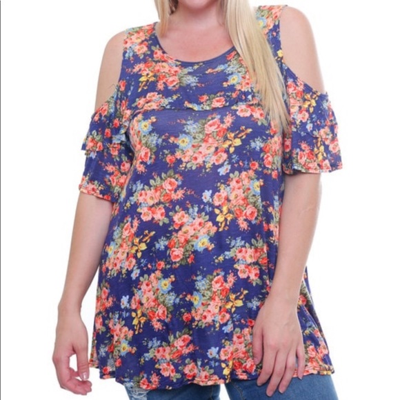 PLUS SIZE 1X-3X Open Shoulder Floral Tunic - Picture 2 of 3